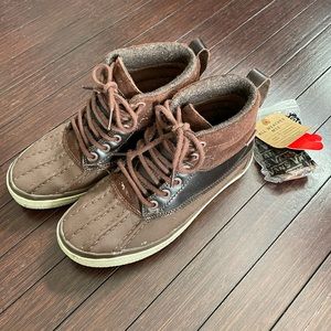 Vans Del Pato MTE Waterproof Rain Snow Duck Hightop Shoes